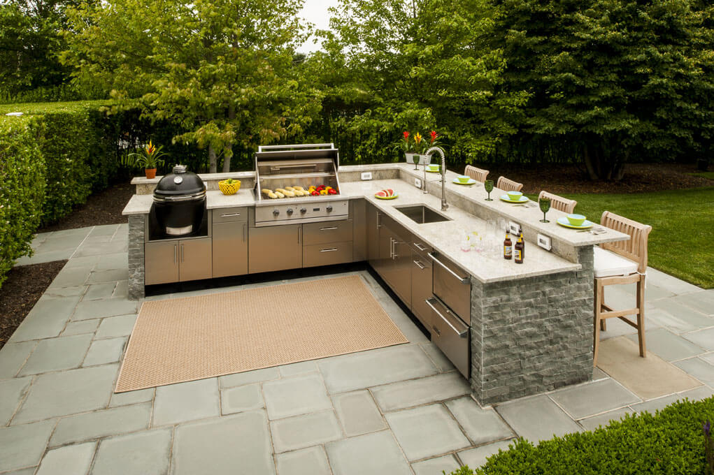 L-Shaped Outdoor Kitchen