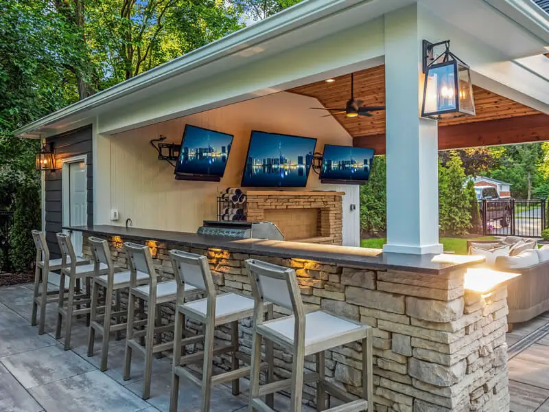 Outdoor Kitchen with Bar and Seating